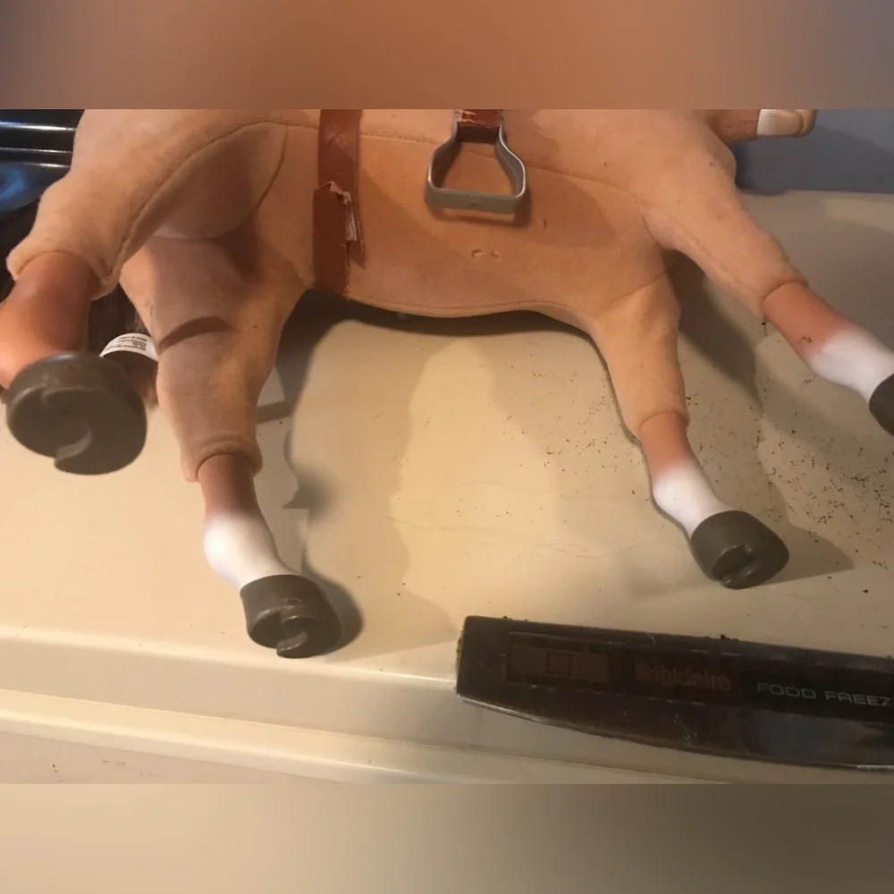 American Girl Doll Chestnut Horse W/Saddle Stirrups & Blanket